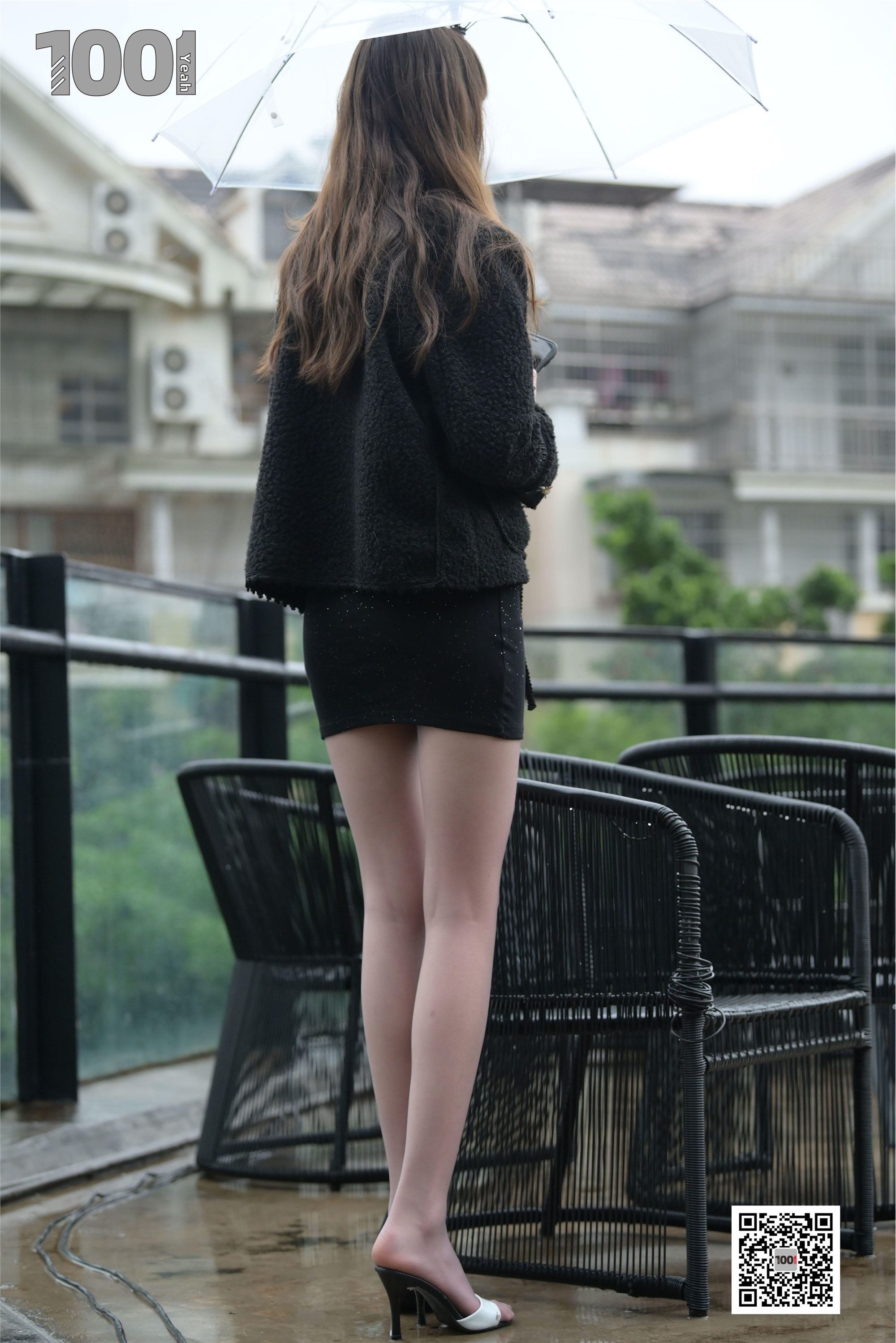 IESS异思趣向  一千零一夜《雨中漫步4》